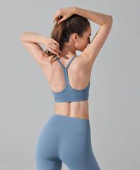 Sports bralettes with adjustable straps