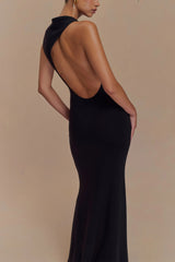 Long black sleeveless dress