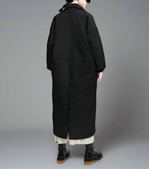 Knälång bomullsjacka med clipsad knapp