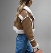 Modejacka i plysch med polokrage