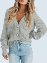 Bouttons kofta för kvinnor