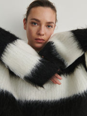 6823Y MLC 001 1 749642 3