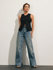 Sleeveless top with buttons on the front