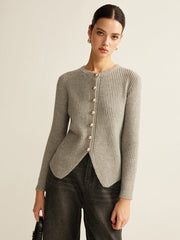 Ribbed cardigan with pearl buttons