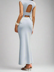 Elegant light blue long skirt