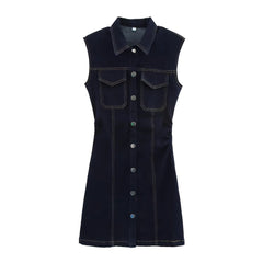 Sleeveless denim dress with buttons
