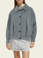 Randig jacka med knappar