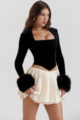 Svart sammetskorsett