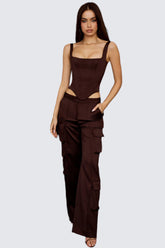 LÃ¥ng korsett i choklad satin med cargo byxor