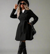 Svart överrock i ull