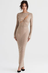 Lång klänning i sten med blommig spets