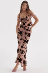 Blommig topp med matchande kjol