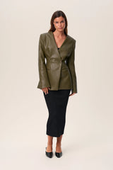 Asymmetrical single-breasted blazer with a defined waist