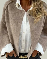 Open cardigan with soft surface and wide sleeves