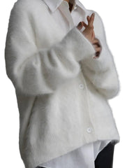 Oversized cardigan with buttons and long sleeves