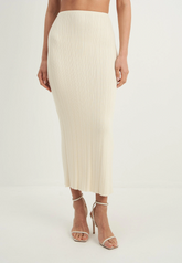 Elegant ribbed maxi skirt