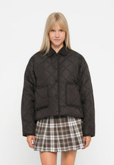 Black diamond quilted short jacket with textured collar