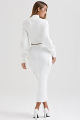 Vit polotröja med långa ärmar och cargo-kjol