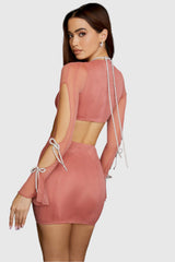 Rosa miniklänning med utskuren midja