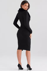 Svart klänning med nackpäls och knappar