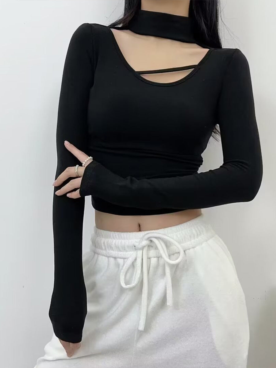 Elegant långärmad topp med halsdetalj