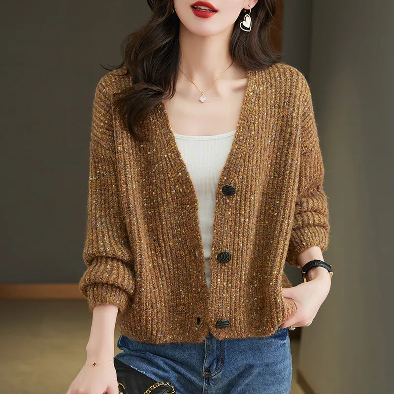 Ribbed cardigan with V-neck and large buttons