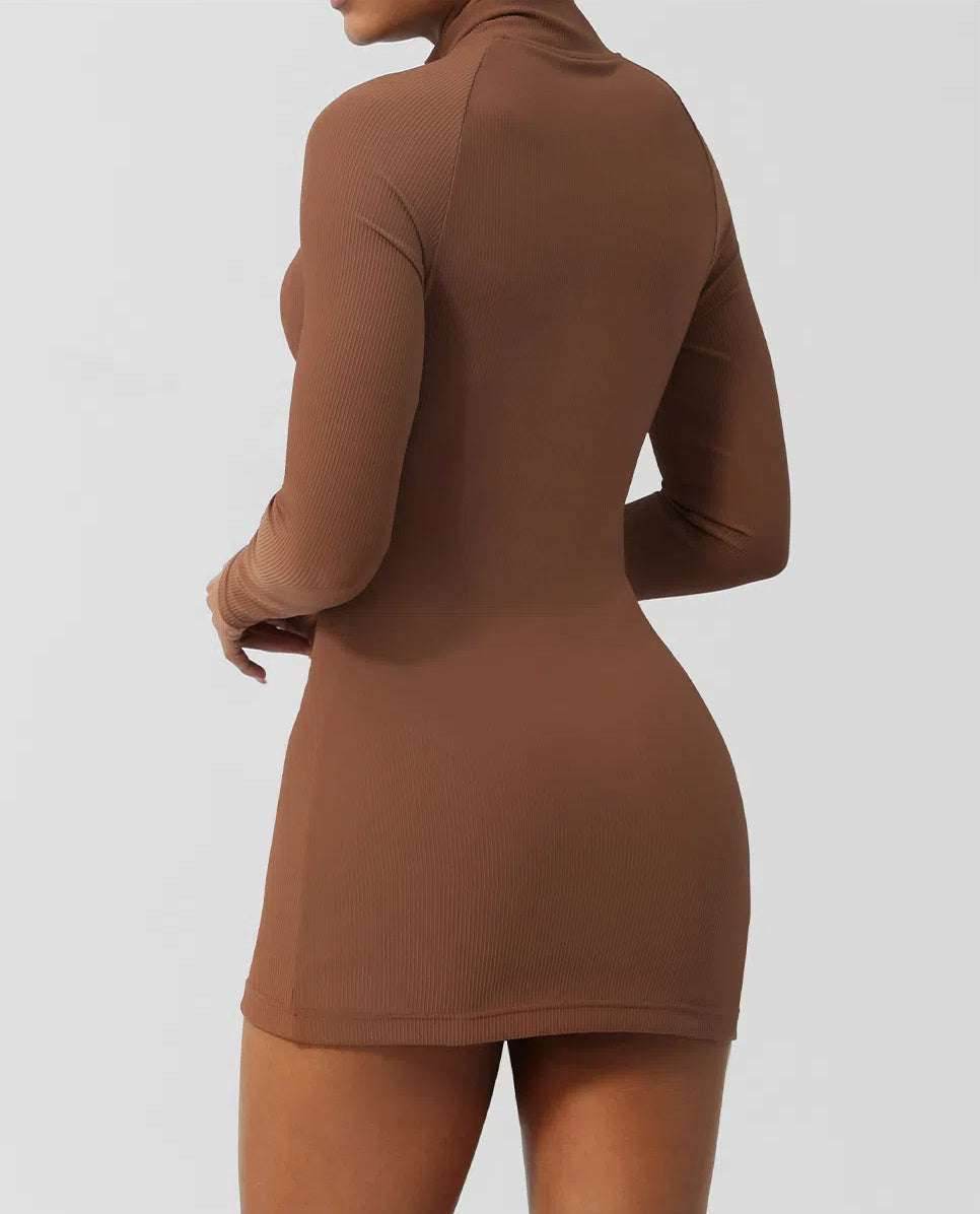 Sporty ribbed dress with zipper