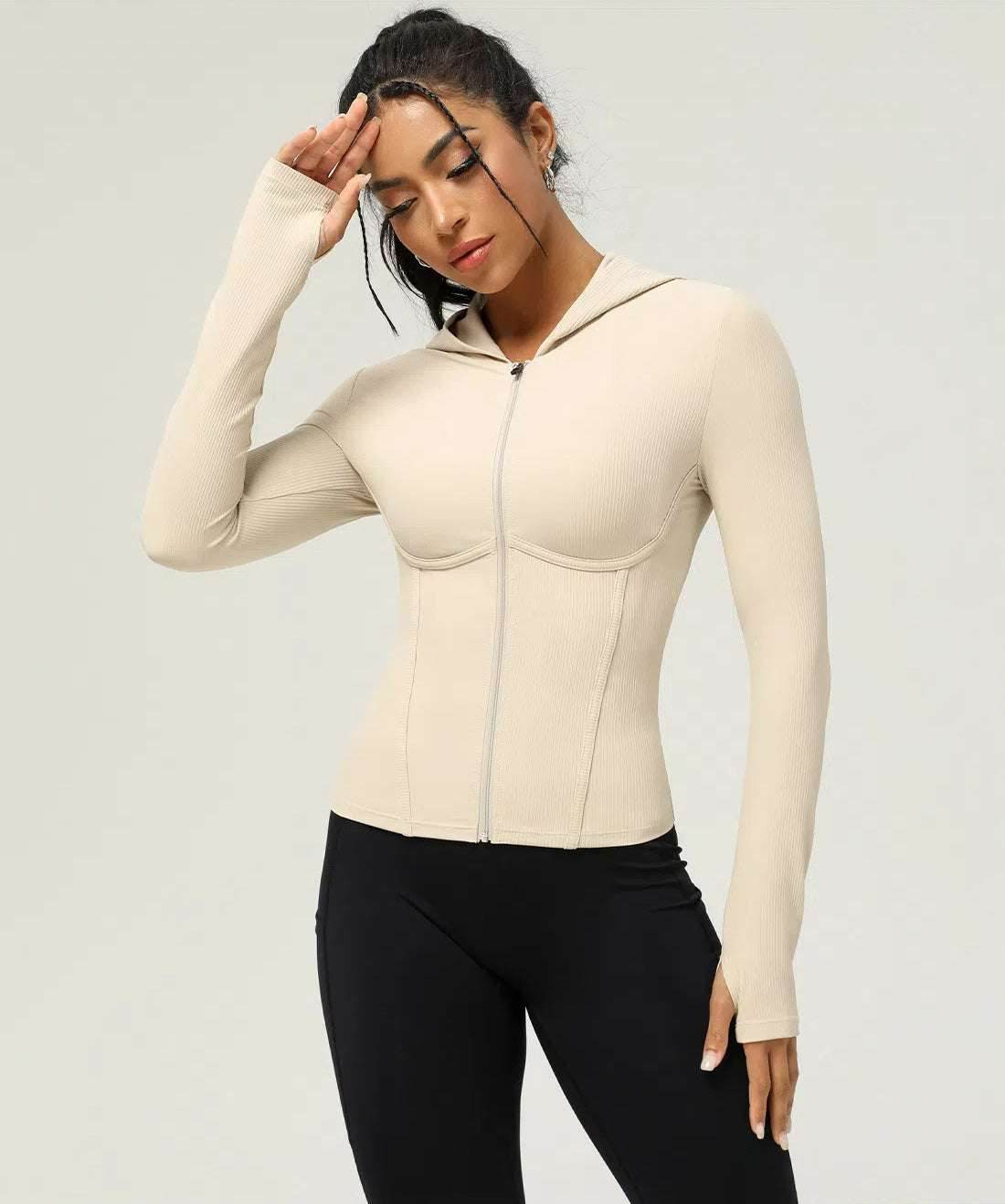 Ribbed hoodie with zip