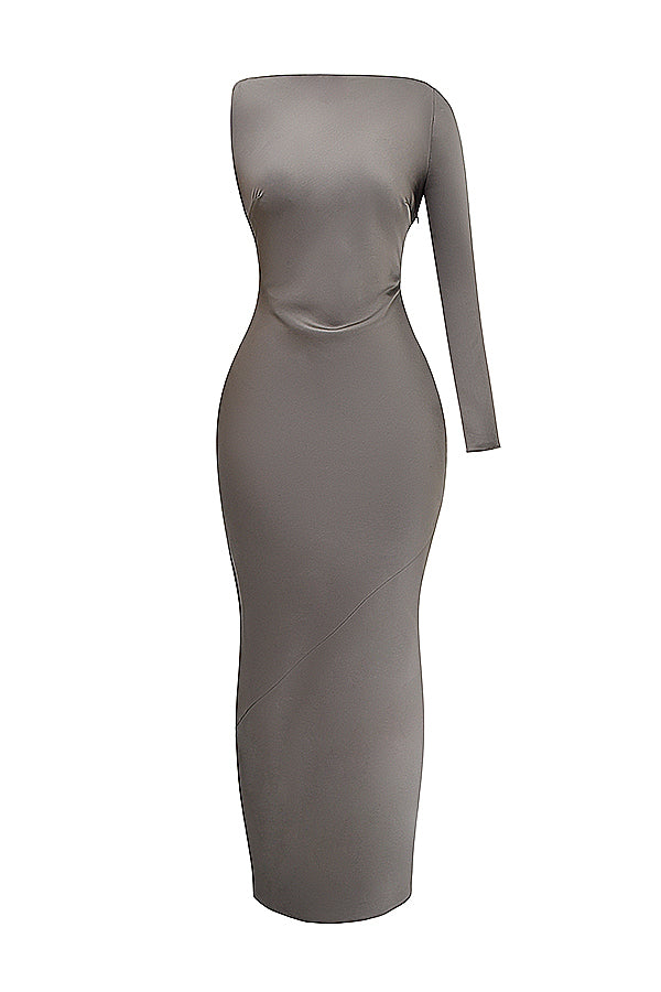 Smoke långklänning med en ärm