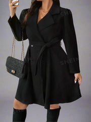 Svart överrock i ull