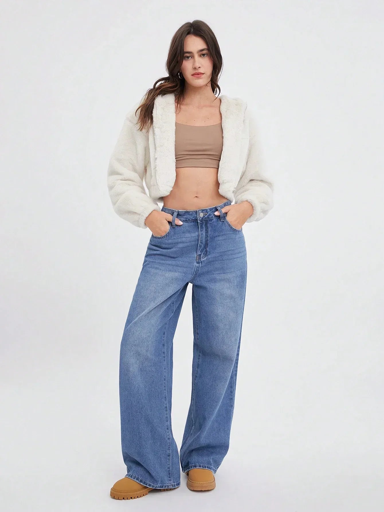 White plush short jacket