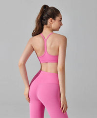 Sports bralettes with adjustable straps