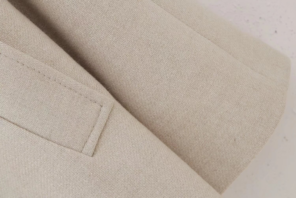 Varm kappa med avtagbar pälskrage