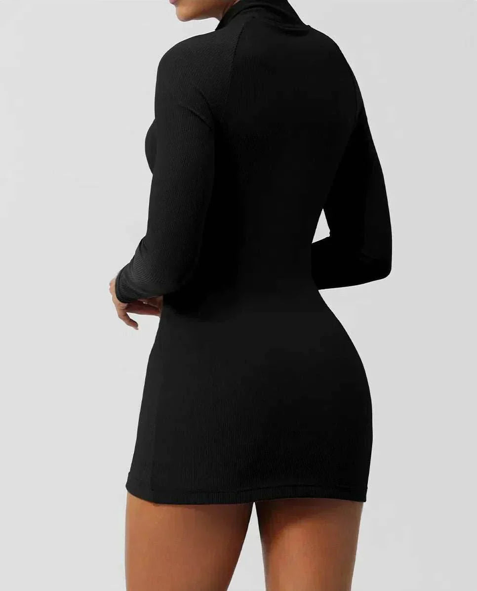 Sporty ribbed dress with zipper