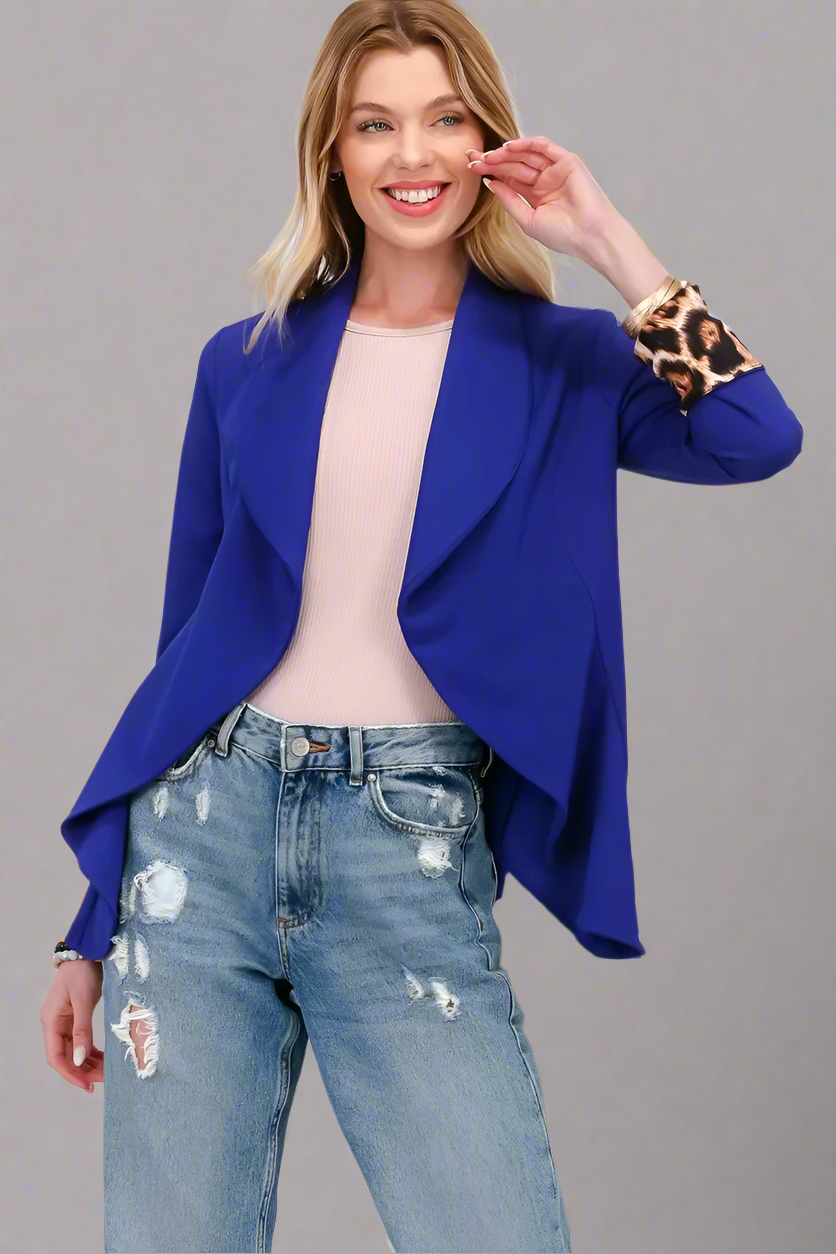 Celeste rullad leopardkavaj med öppen front