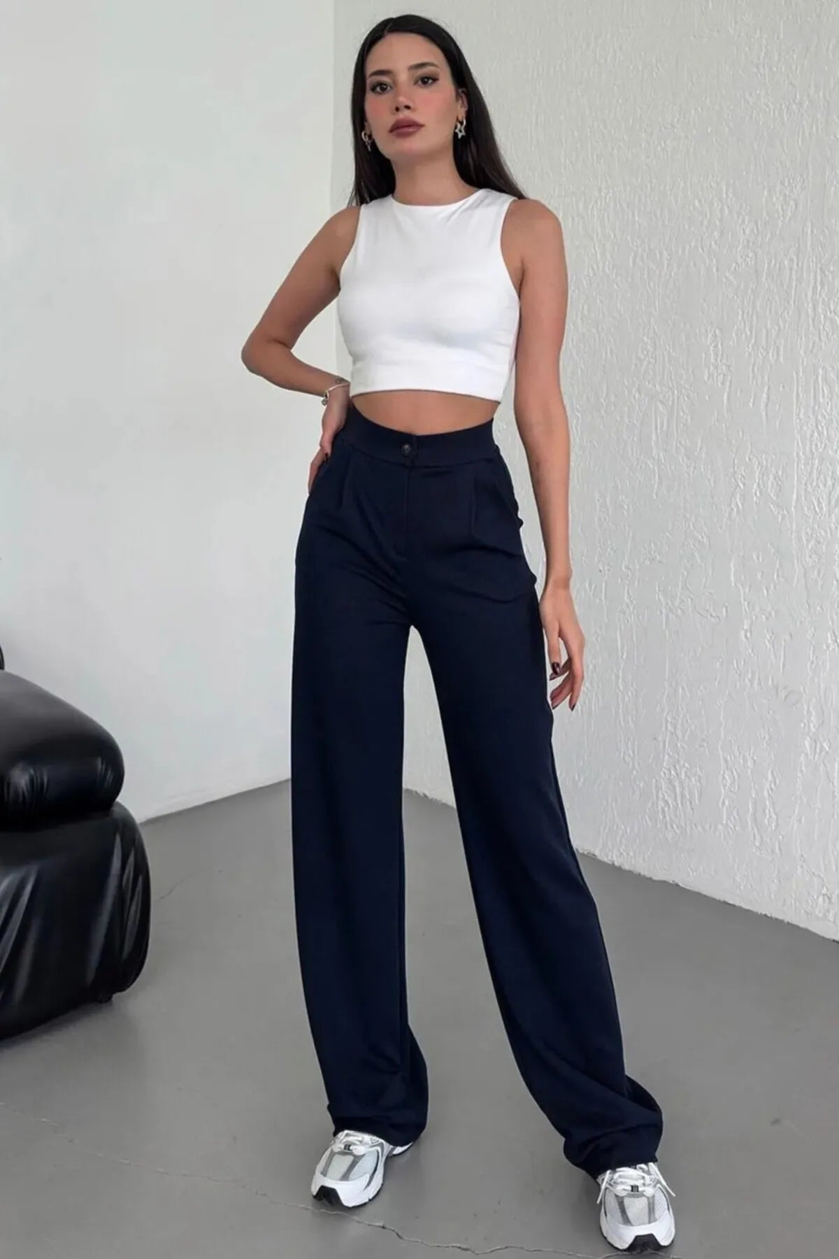 Classic wide leg pants