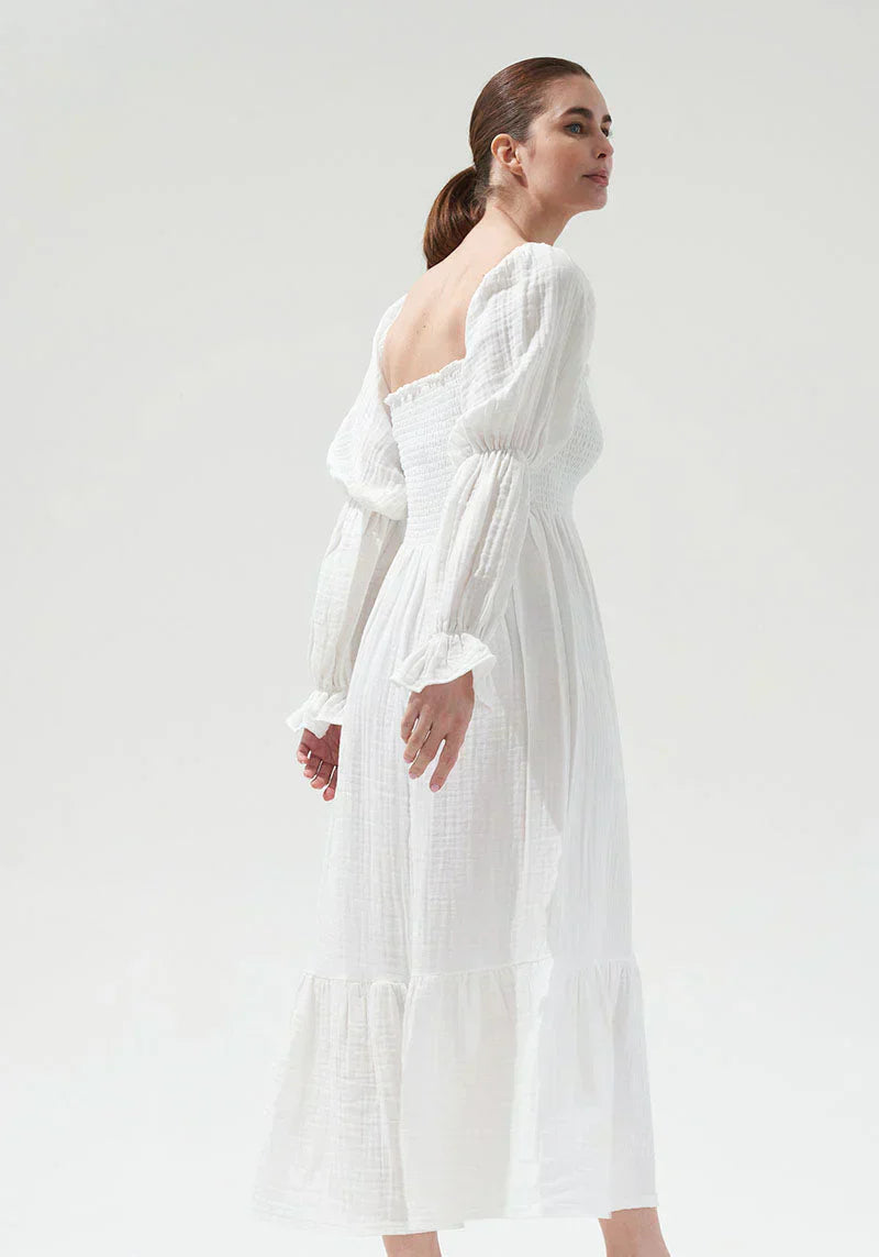 Lång klänning  korsett med klockärmar