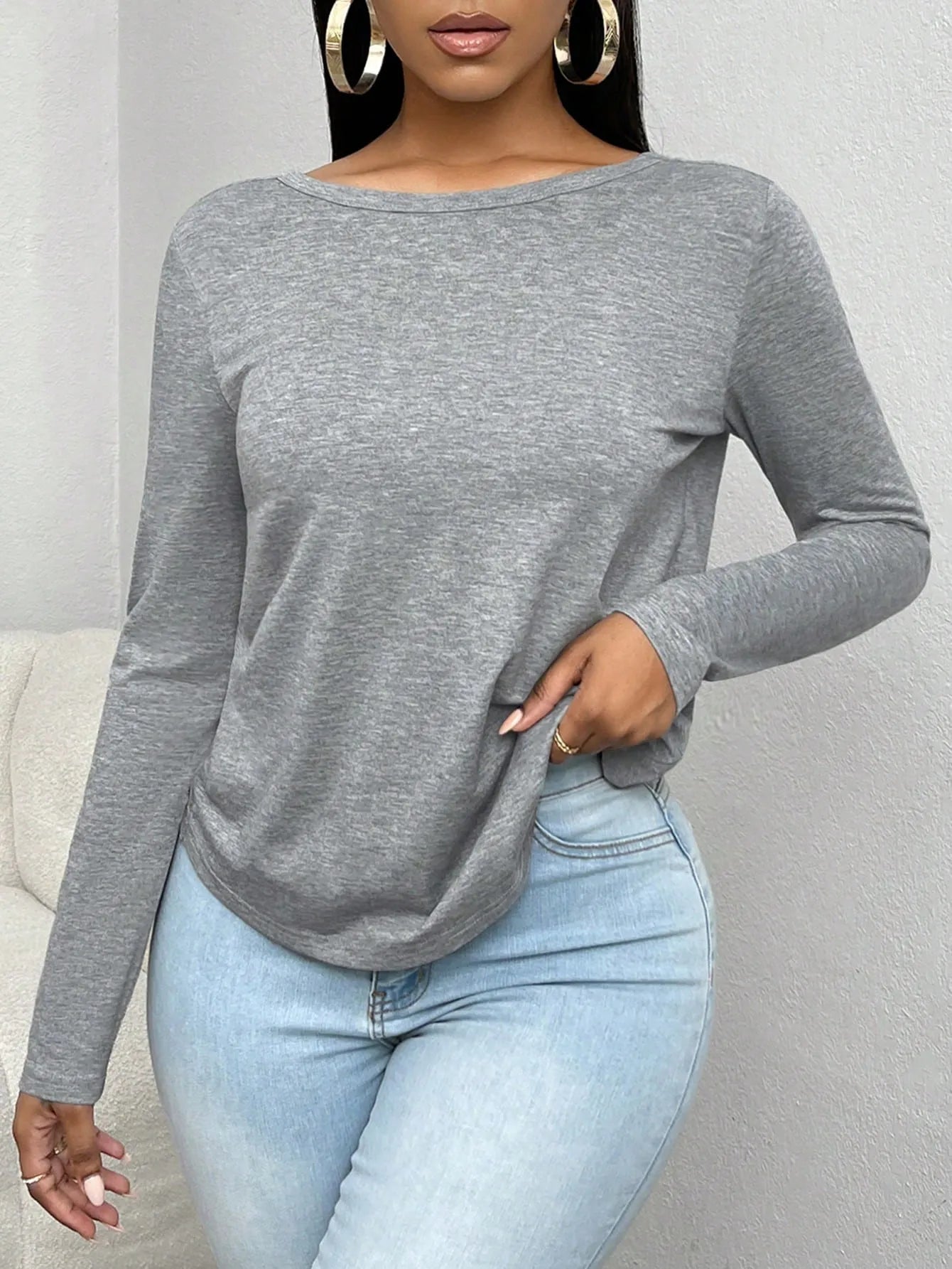 Heather Gray long-sleeved top, round neck