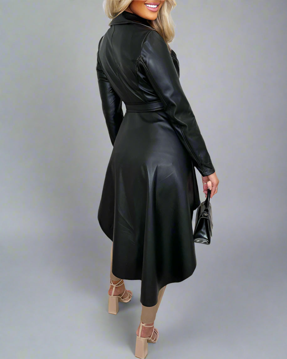 Tight oregelbunden halvlång jacka