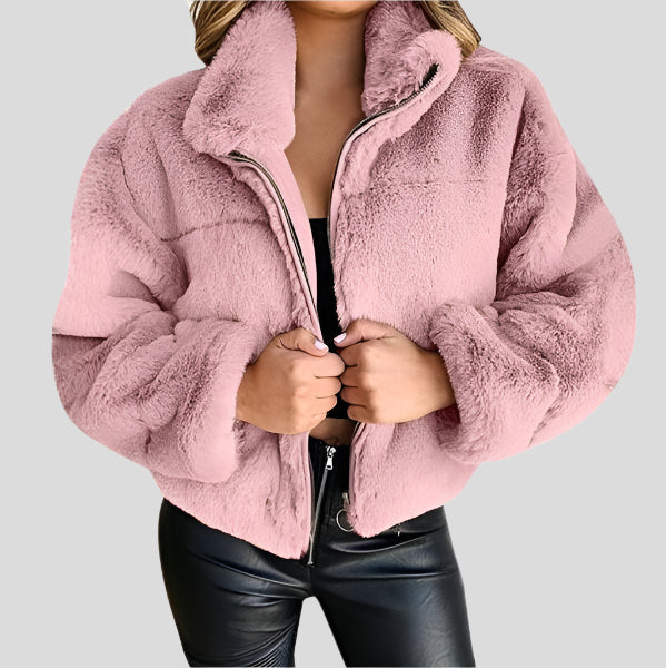 Luxury short fur jacket with collar