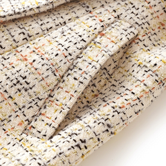 Elegant aprikospläterad lång kappa