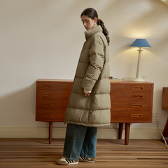 Modern lång turtleneckjacka