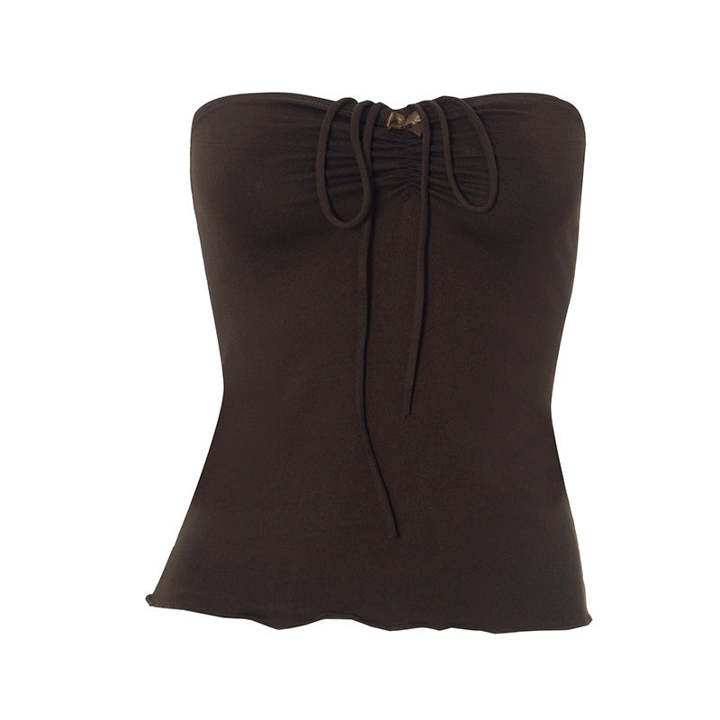 Slim topp med snörningsdetalj