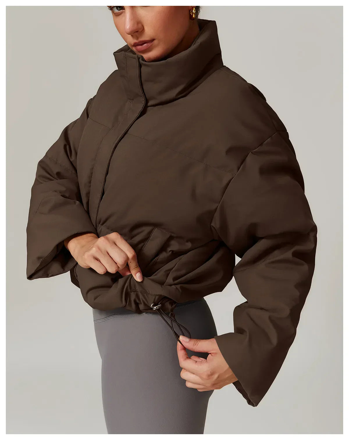 Varm jacka av hög kvalitet med vit ankdun