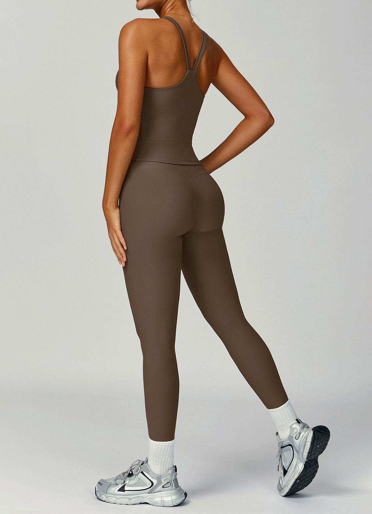 Sports set – top and leggings