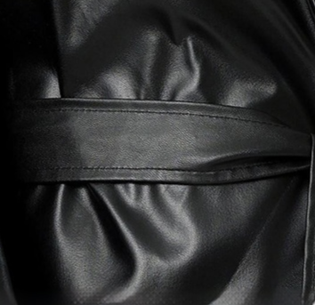 Svart lång eco läderjacka