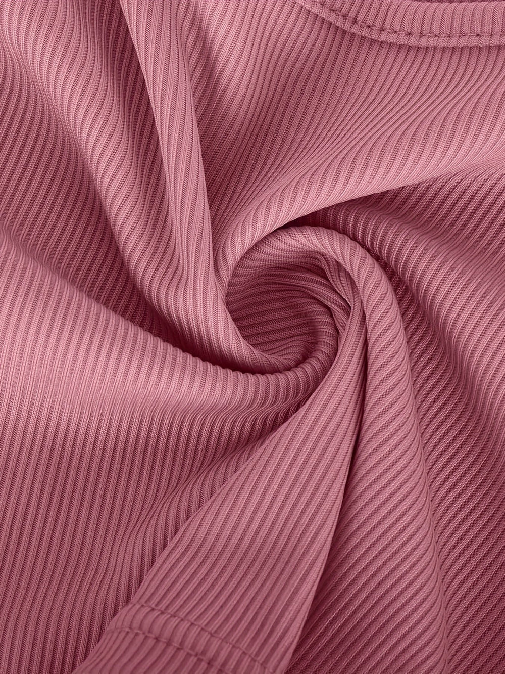 Crop top med fyrkantig halsringning och figurnära kjol