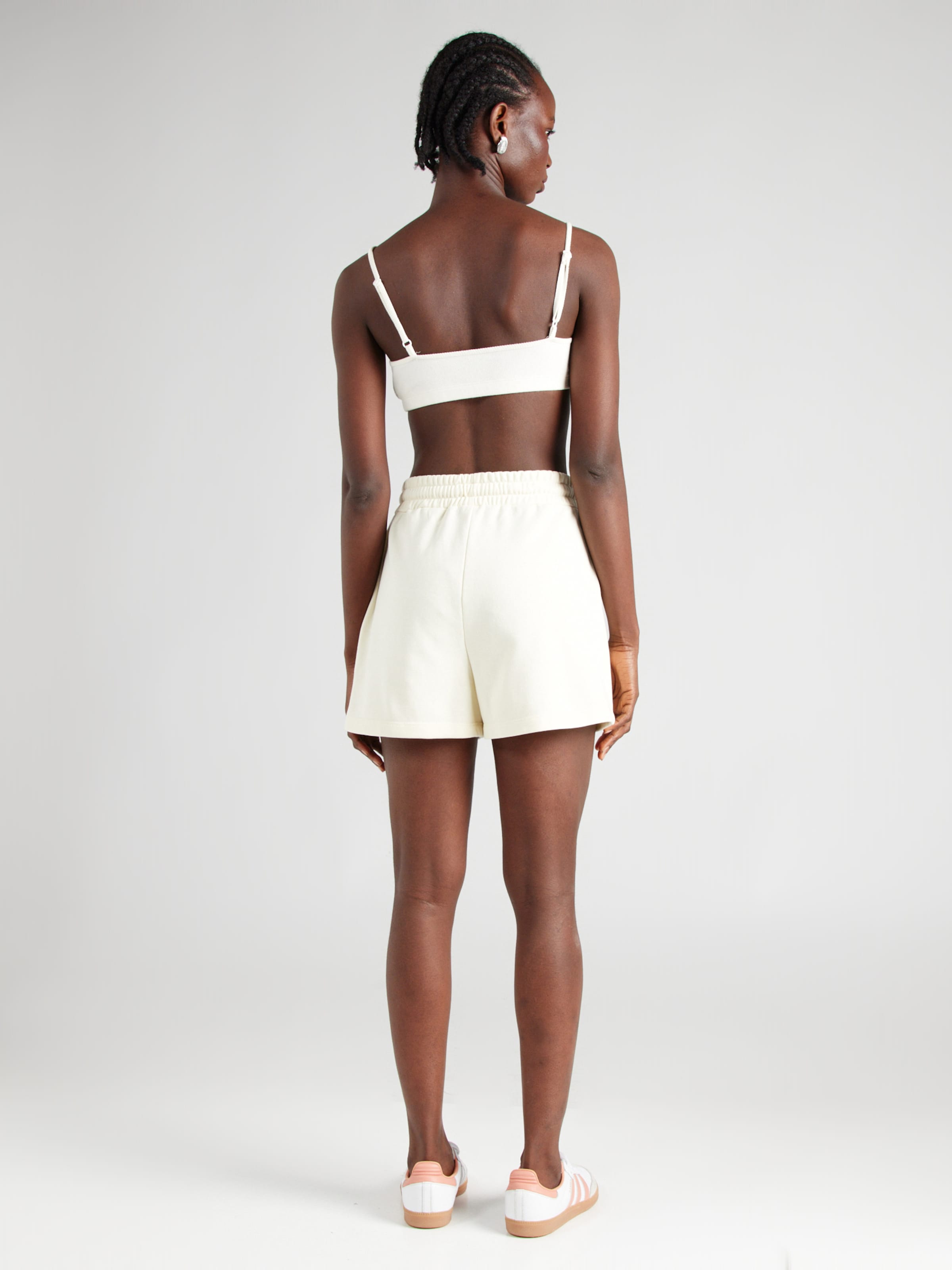 Soft sweat shorts with drawstring