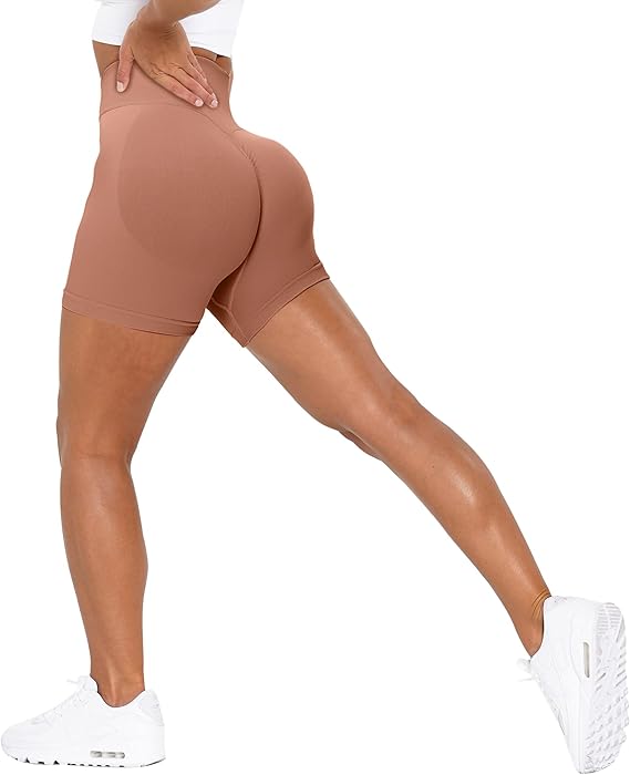 Seamless high-waisted sports shorts