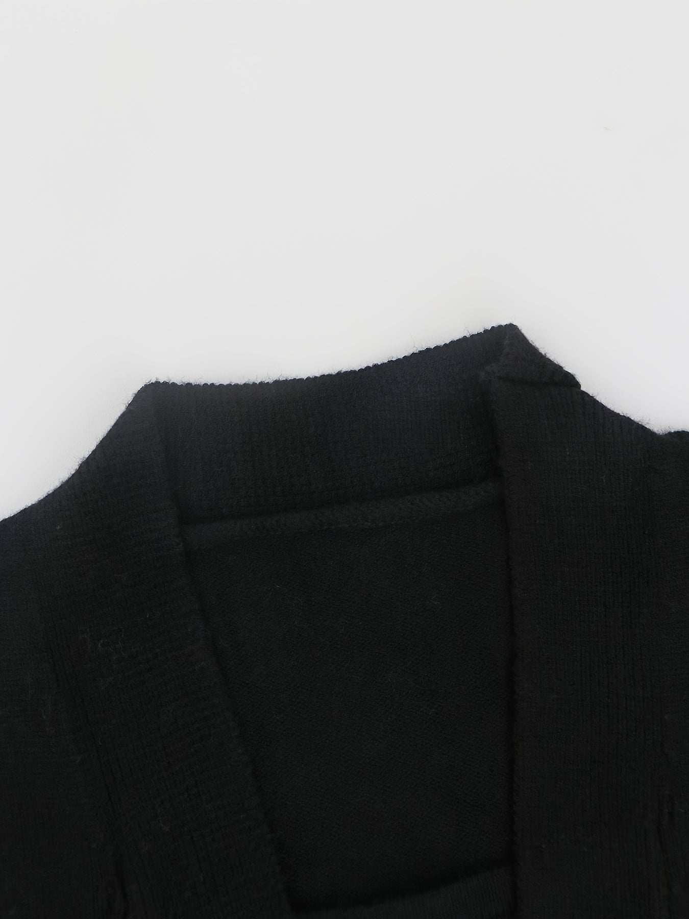 Mjuk tröja med framskärning